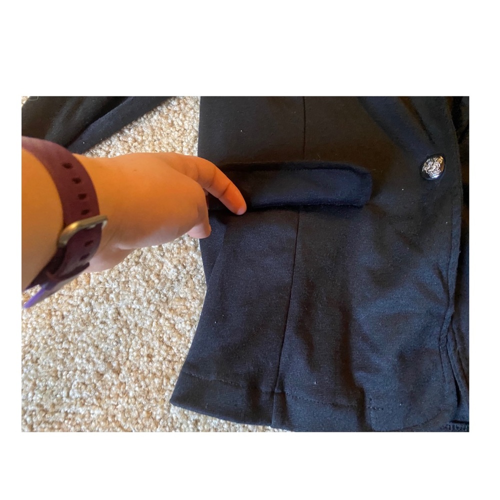 Woman’s Blazer - Picture 3 of 3